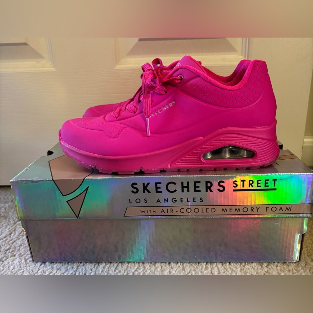 Skechers Street Hot Pink Sneakers